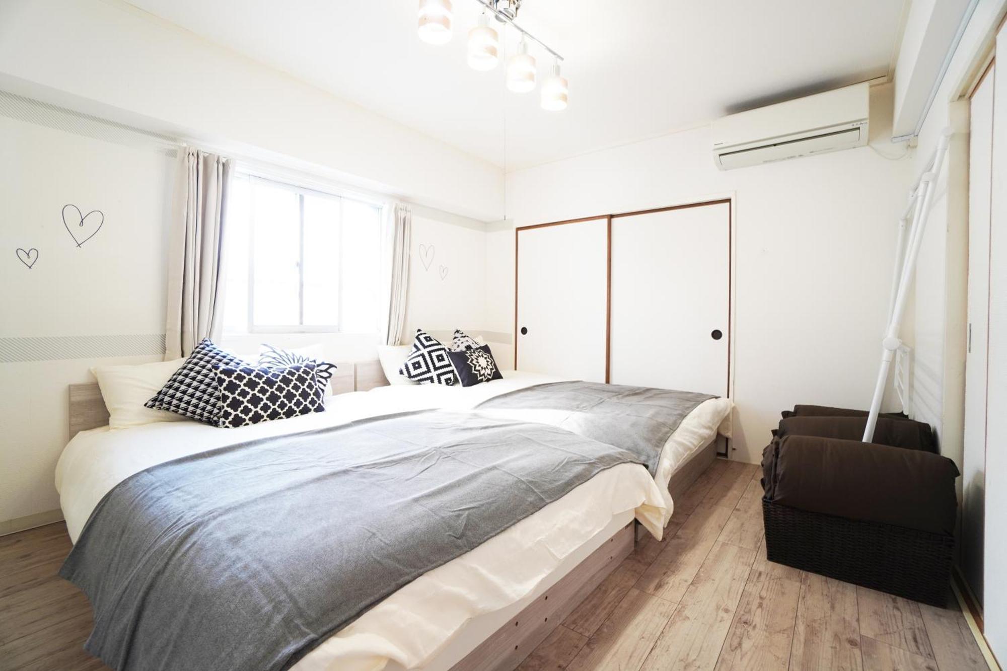 Tsurigane Building Apartment Осака Екстериор снимка